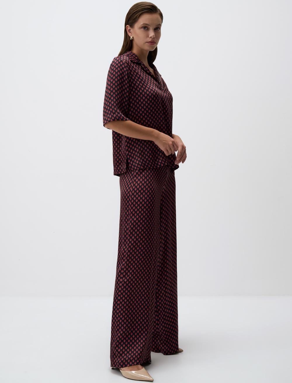 Relaxed Fit Wide Leg Patterned Pants