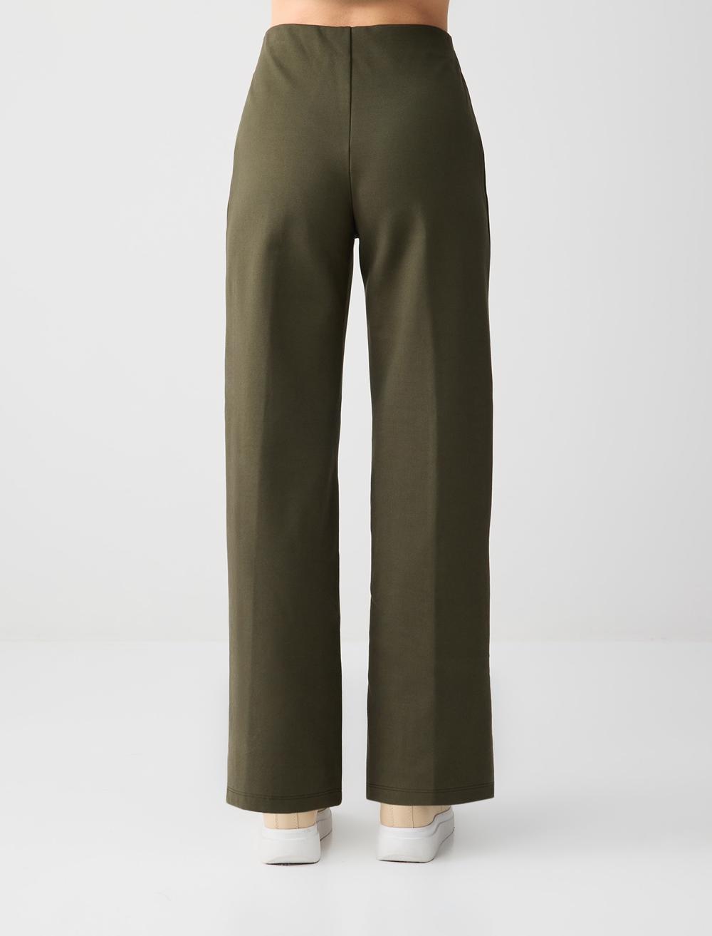 Relaxed Fit Wide-Leg High-Waist Knit Trousers - 6SW185450