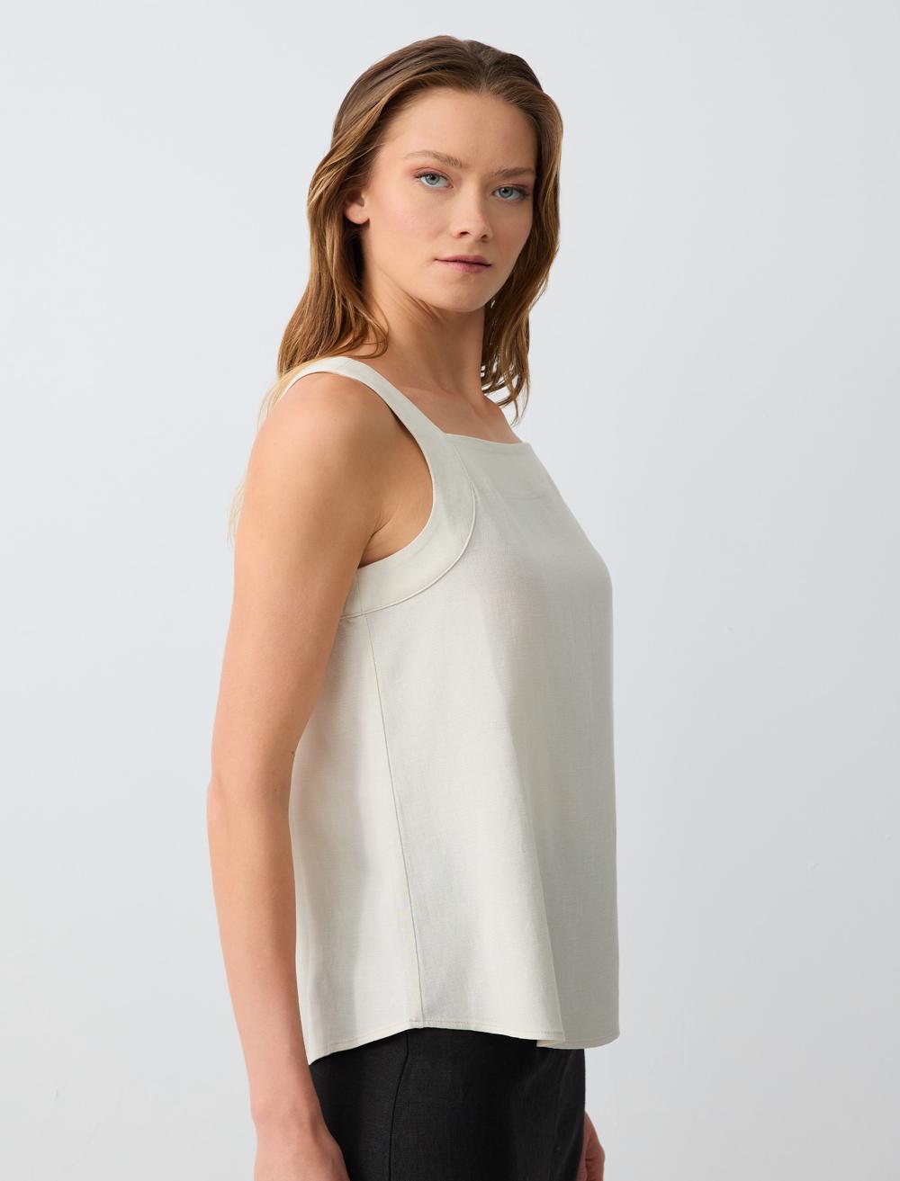 Square Neck Sleeveless-Sleeve Blouse - 5SW032849