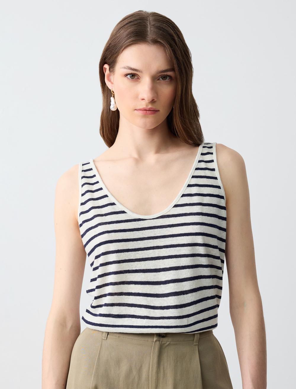 Loose Fit Scoop Neck Sleeveless Singlet - Ecru - 5SW013245114