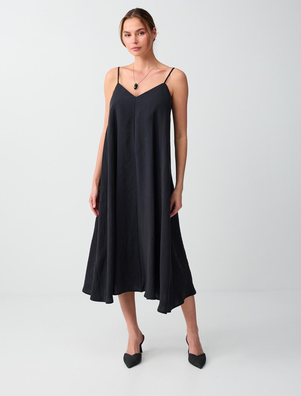 Loose Fit V-neck Spaghetti Strap Dress - Black - 6SW066565900