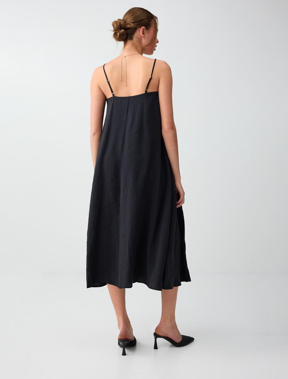 Loose Fit V-neck Spaghetti Strap Dress - Black - 6SW066565900