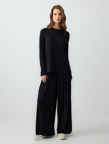Relaxed Fit High Waist Wide Leg Pleated Knitted Pants