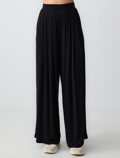 Relaxed Fit High Waist Wide Leg Pleated Knitted Pants