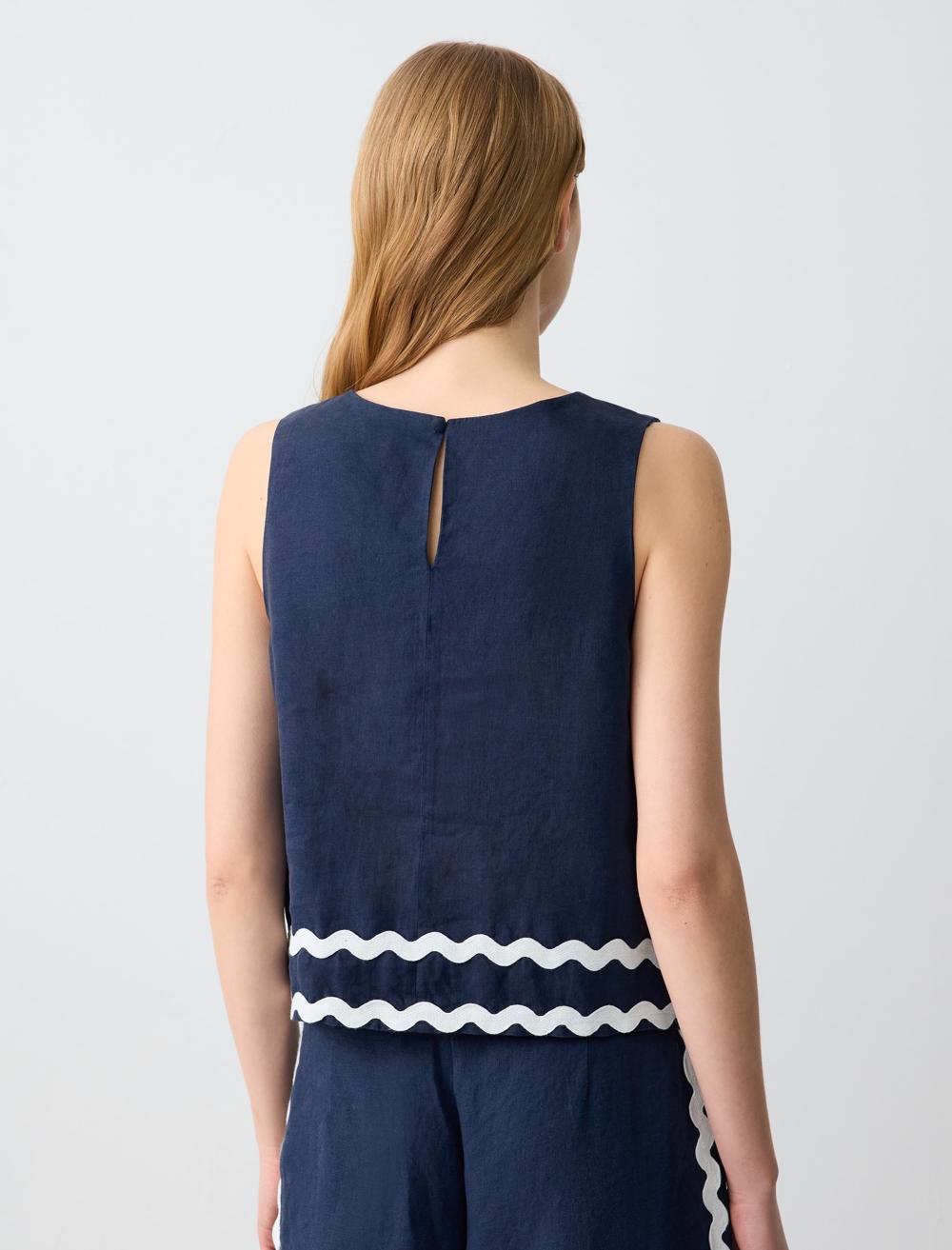 Loose Fit Crew Neck Sleeveless-Sleeve Blouse - 5SW032943