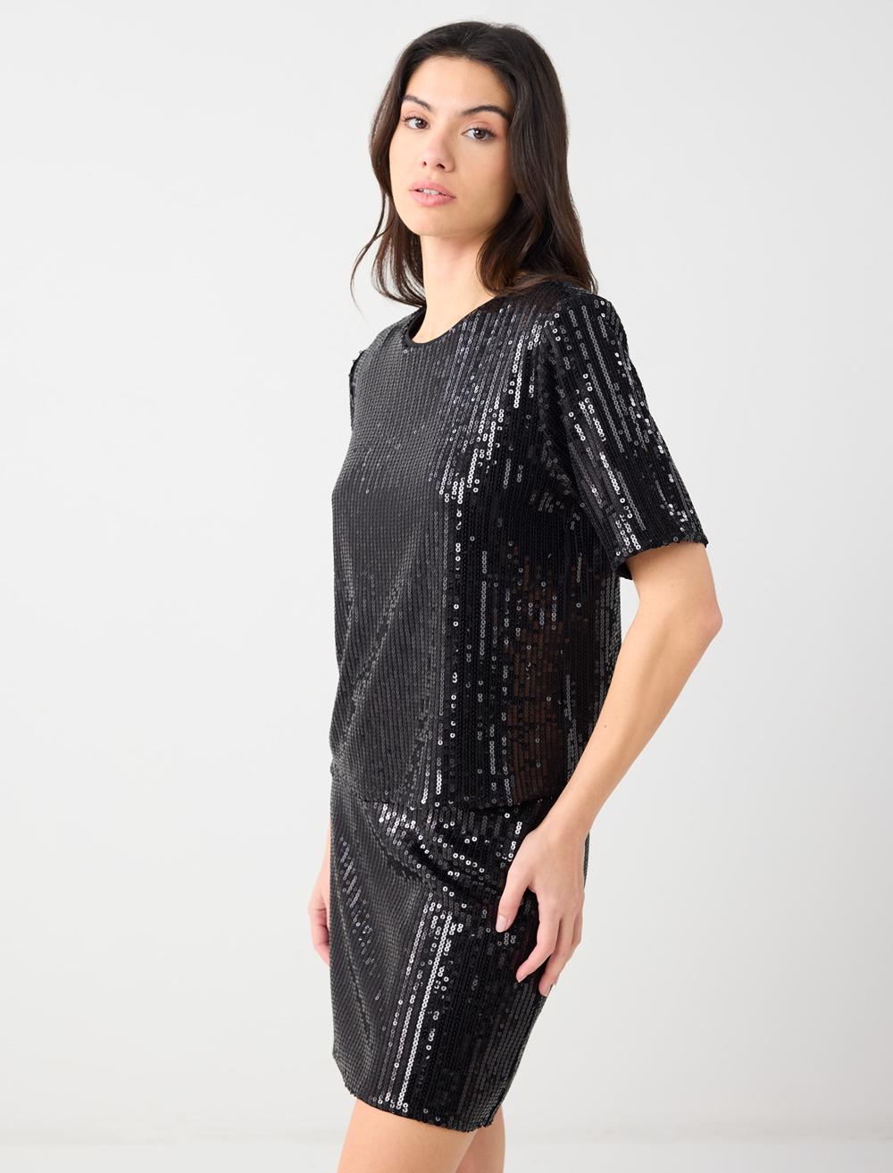 Loose Fit Crew Neck Short-Sleeve Blouse - 5WW035279