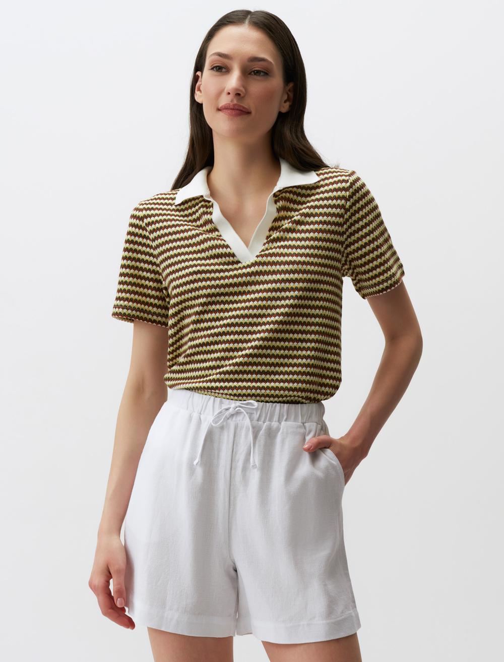Loose Fitted Linen Shorts with Tie Waist - White