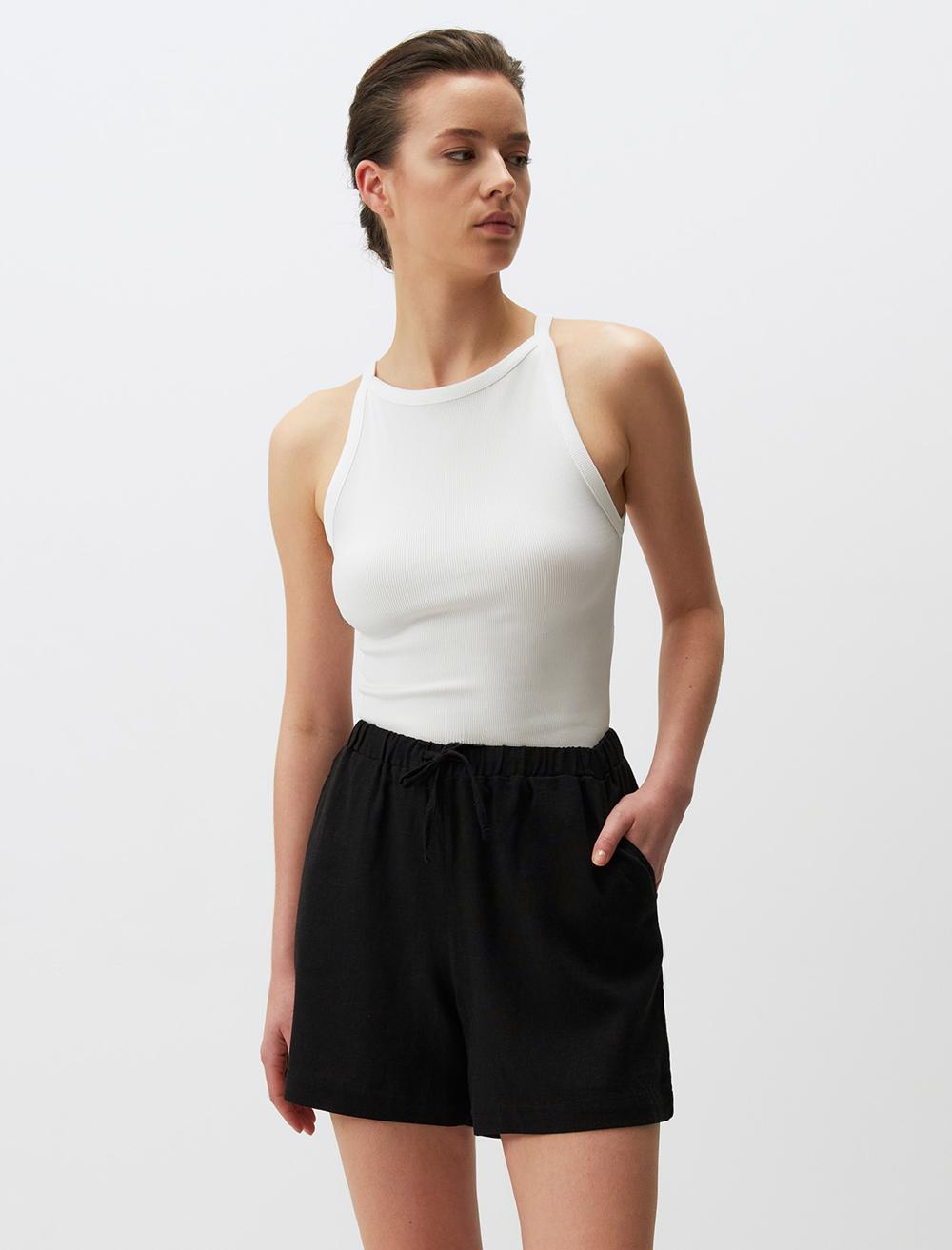 Loose Fitted Linen Shorts with Tie Waist - 24SS044025