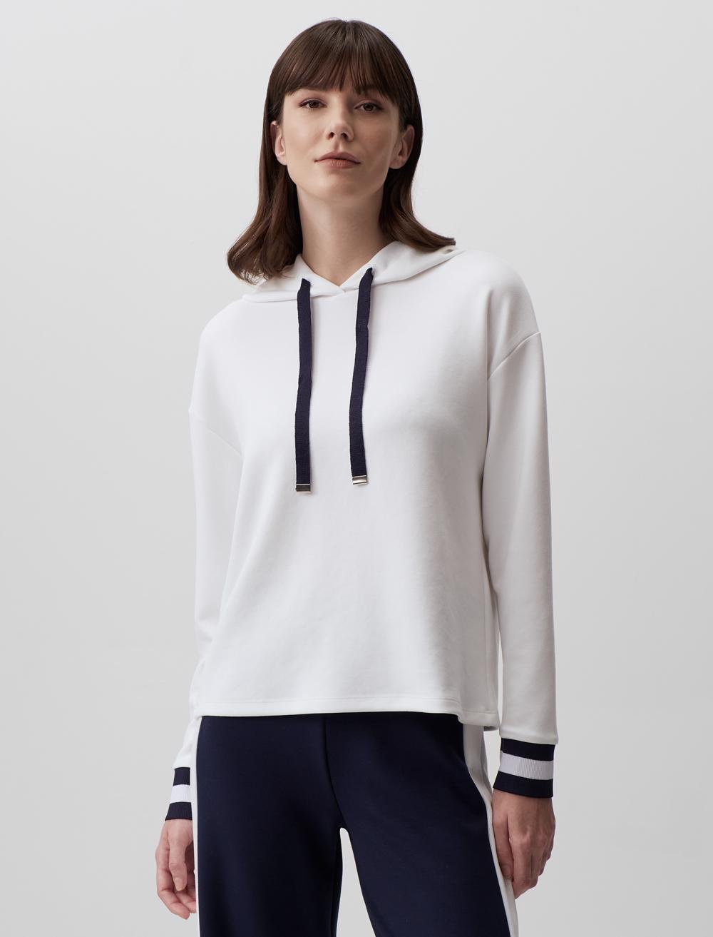 Hooded Long Sleeve Casual Sweatshirt