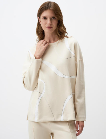 Crew Neck Long Sleeved Patterned Sweatshirt