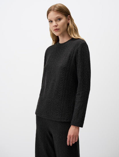 Crew Neck Long Sleeve Knitted Sweatshirt