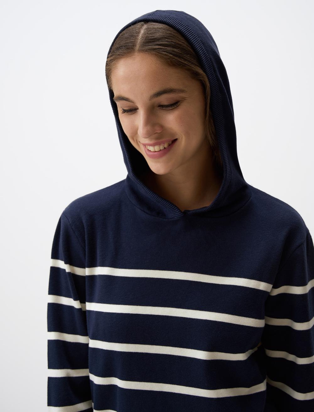 Hood Long-Sleeve Sweatshirt - 4WW03360968
