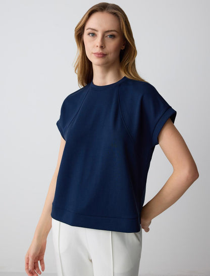 Straight Cut Short Sleeve Crew Neck Knitted Sweatshirt