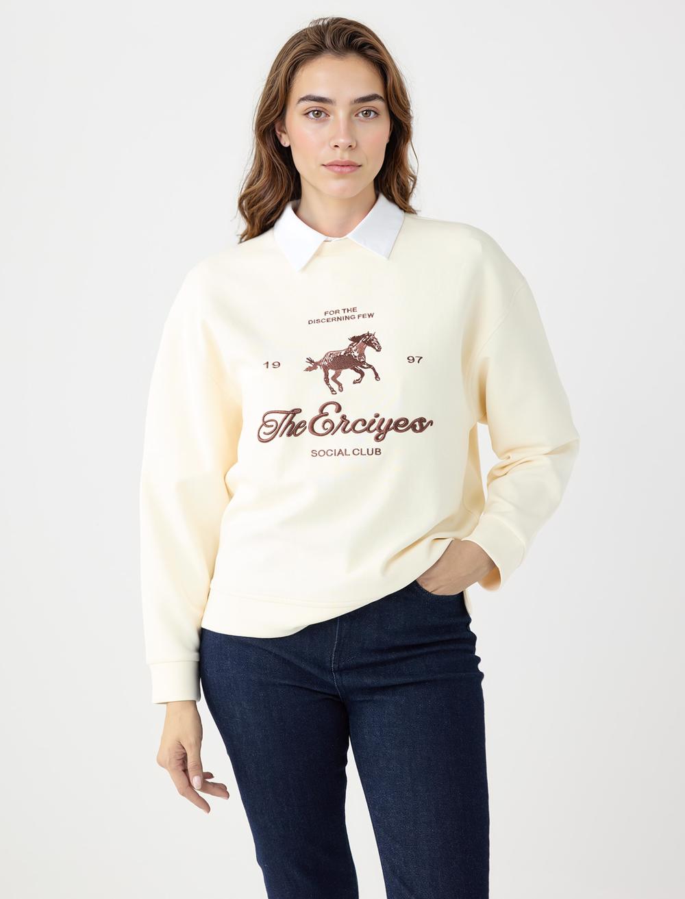 Crew Neck Long-Sleeve Sweatshirt - 5WW235767