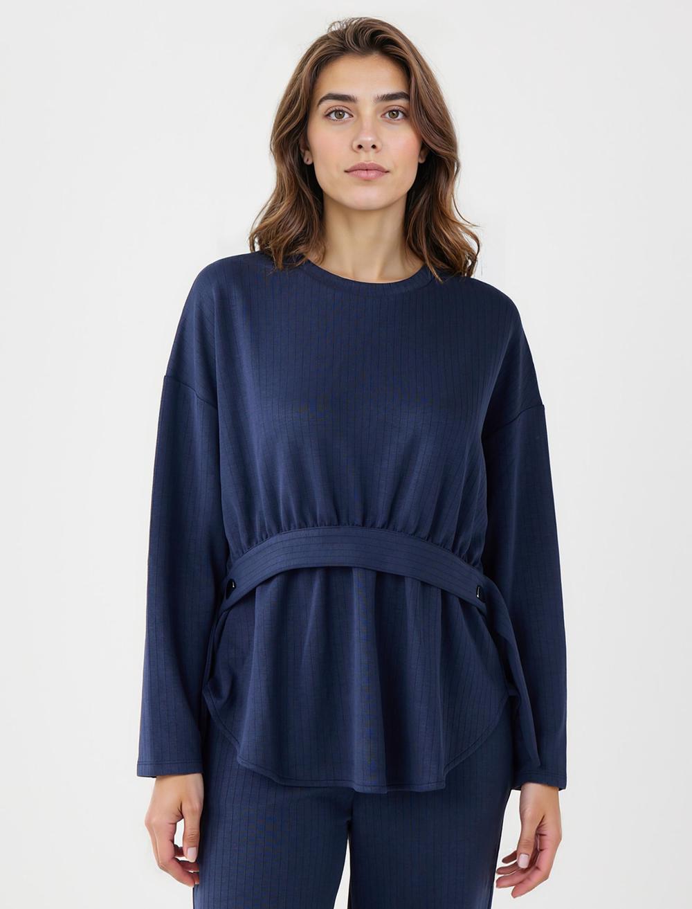 Loose Fit Crew Neck Long-Sleeve Sweatshirt - 5WW236023