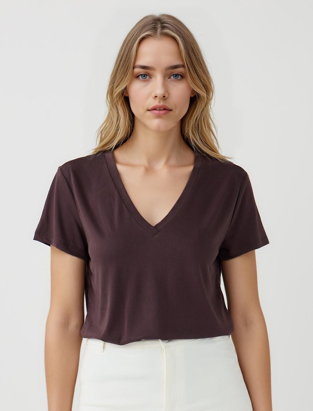 Straight Fit V-Neck Short Sleeved Basic T-Shirt - Brown