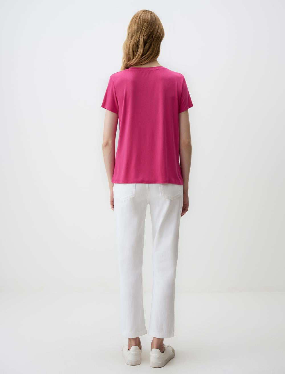 V-Neck Short-Sleeve T-shirt - 4WW032758
