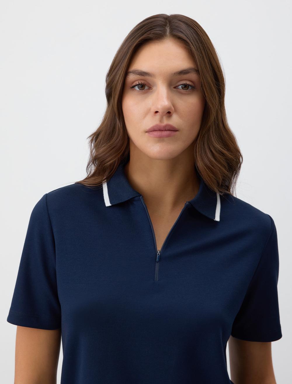 Knitted Dark Blue T-shirt