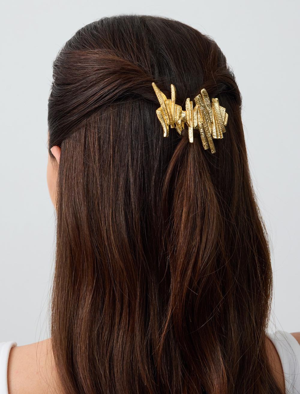 Modern-shaped brooch