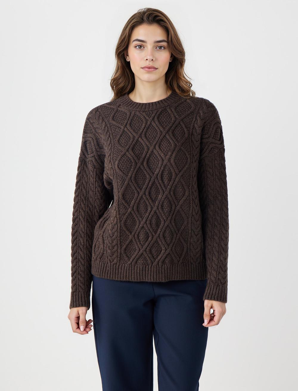 Crew Neck Long-Sleeve Pullover - 5WW136149