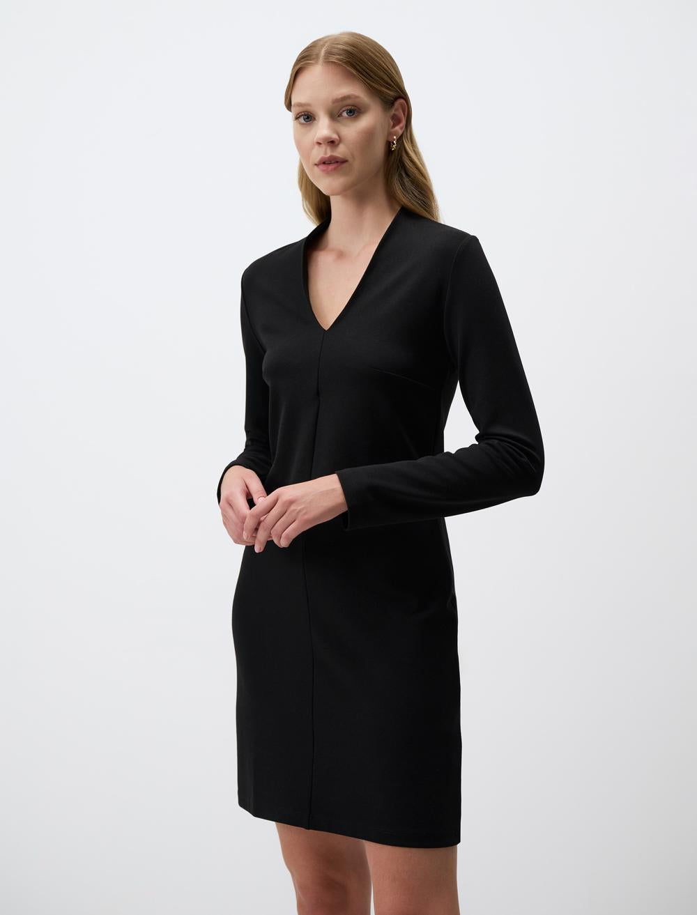 Long Sleeve V Neck Knitted Mini Dress