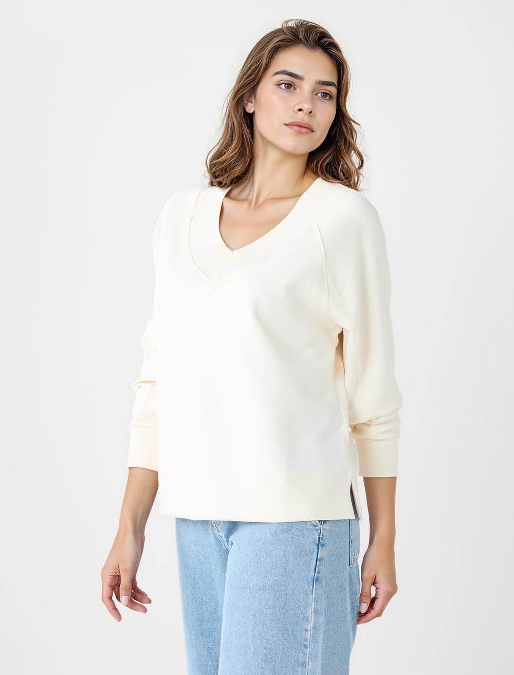 V-Neck Long-Sleeve Sweatshirt - Ecru - 5WW235785114