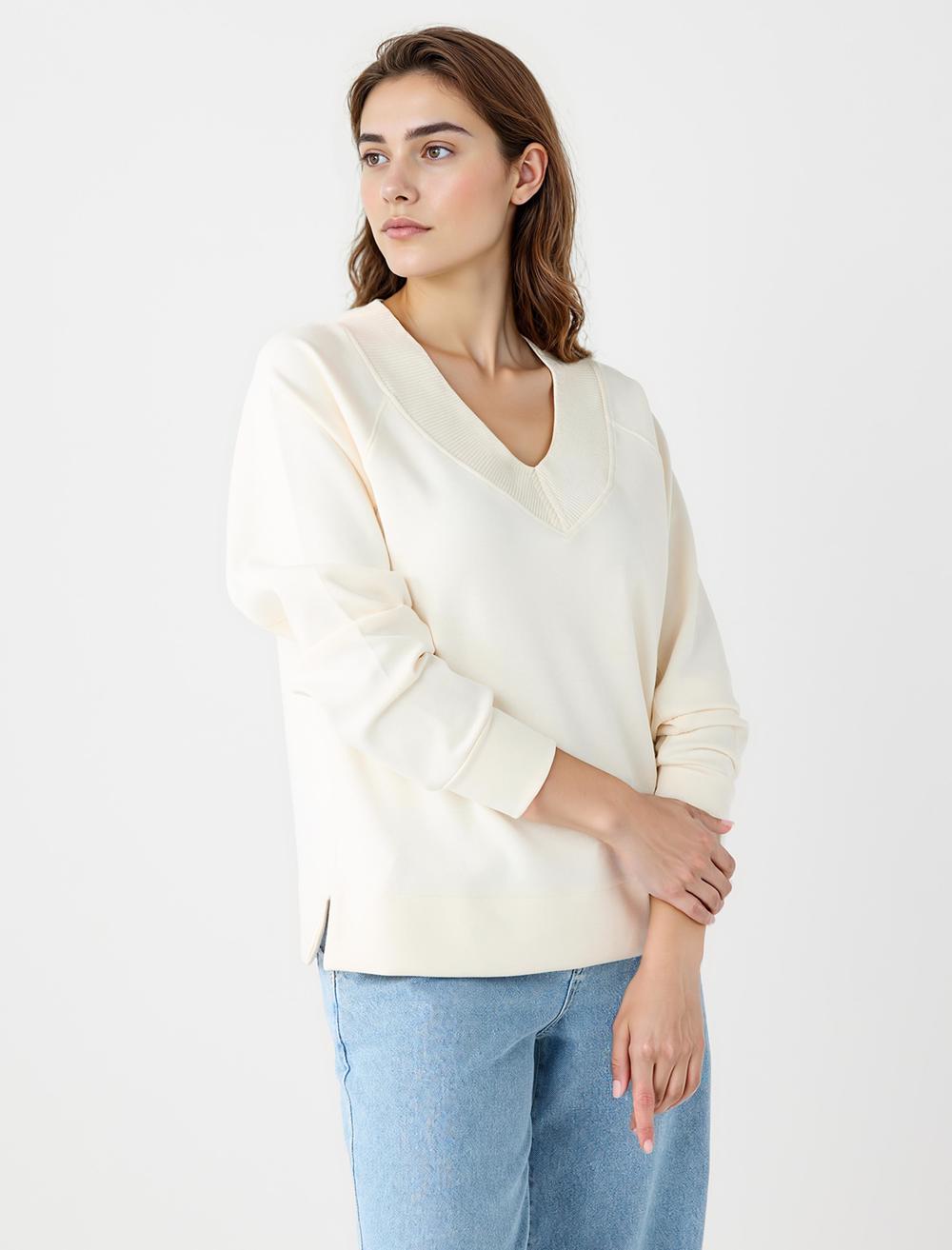 V-Neck Long-Sleeve Sweatshirt - Ecru - 5WW235785114