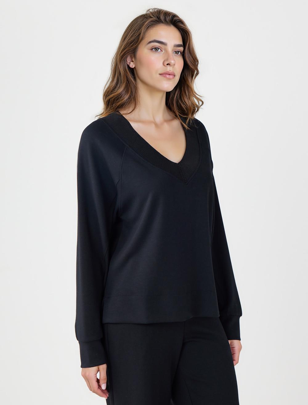 V-Neck Long-Sleeve Sweatshirt - Black - 5WW235785900