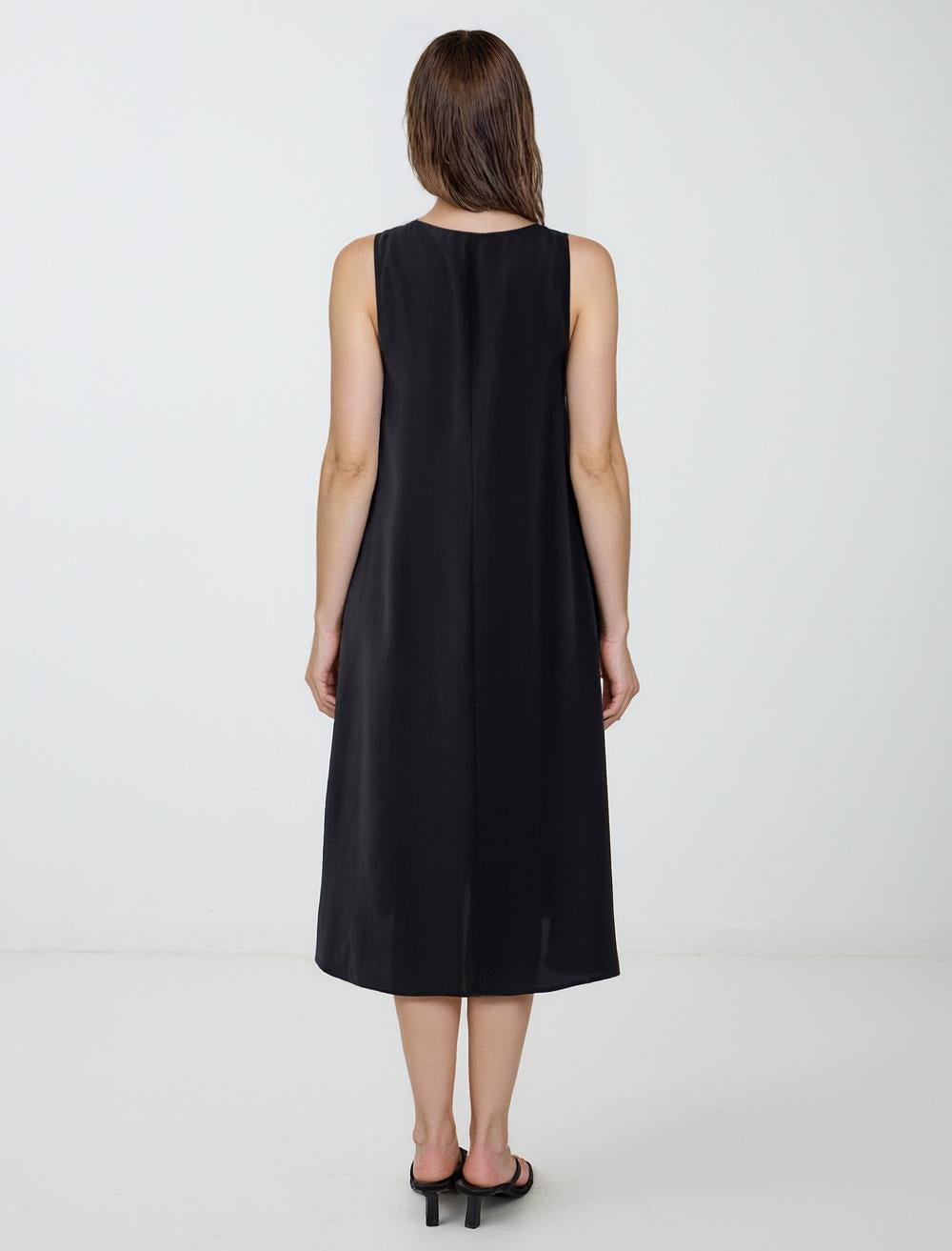 Loose Fit V-Neck Sleeveless-Sleeve Dress - 5SW064769