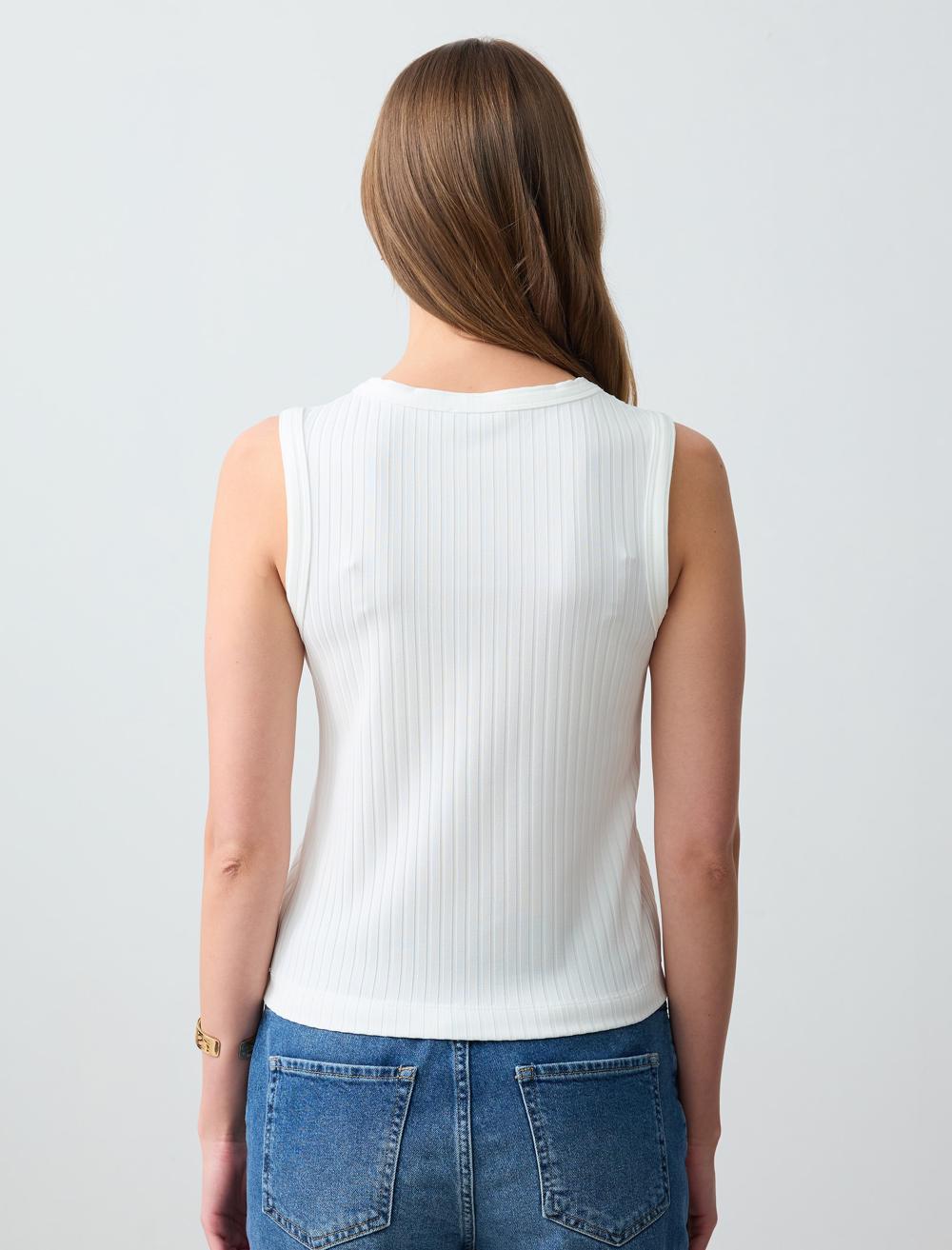 V-Neck Sleeveless-Sleeve Blouse - 5SW033827
