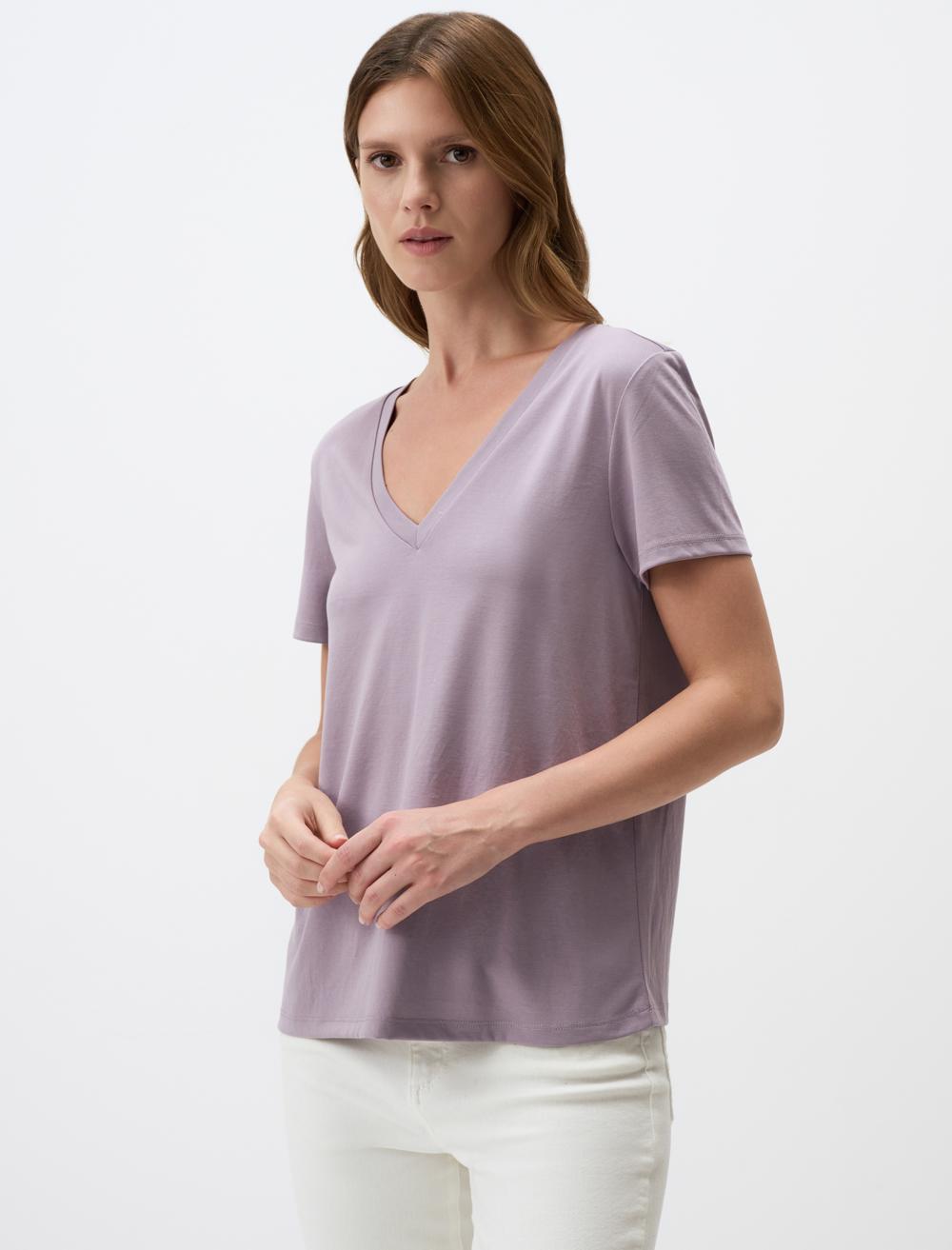 V-Neck Short Sleeve Basic T-Shirt