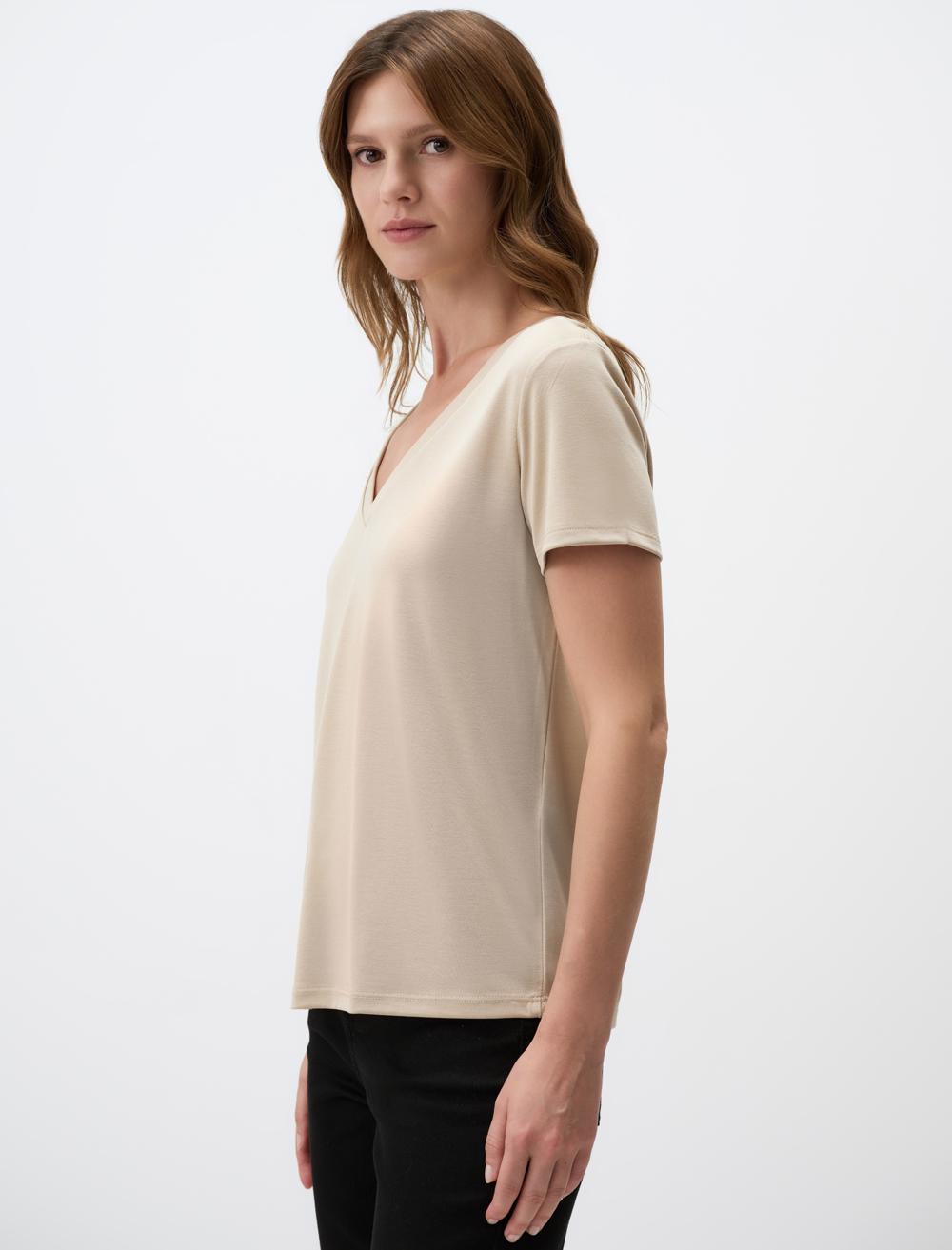 V-Neck Short Sleeve Basic T-Shirt