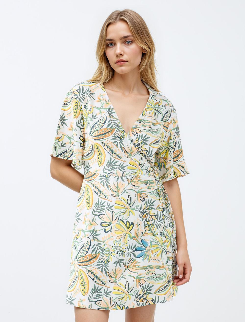 V-Neck Short-Sleeve Dress - 5SW063669