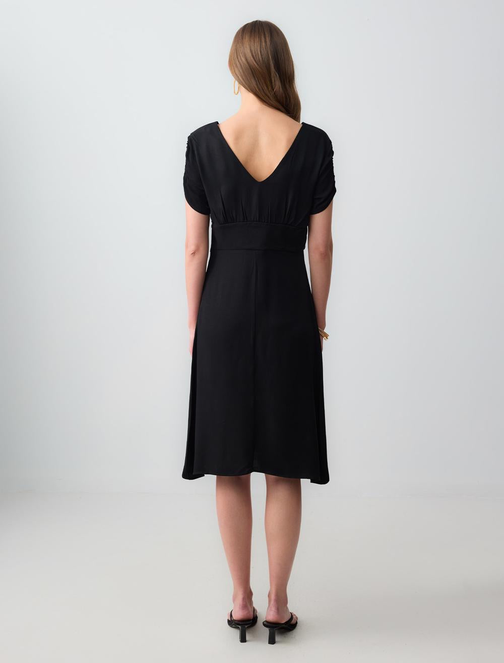 V-Neck Short-Sleeve Dress - 5SW033817