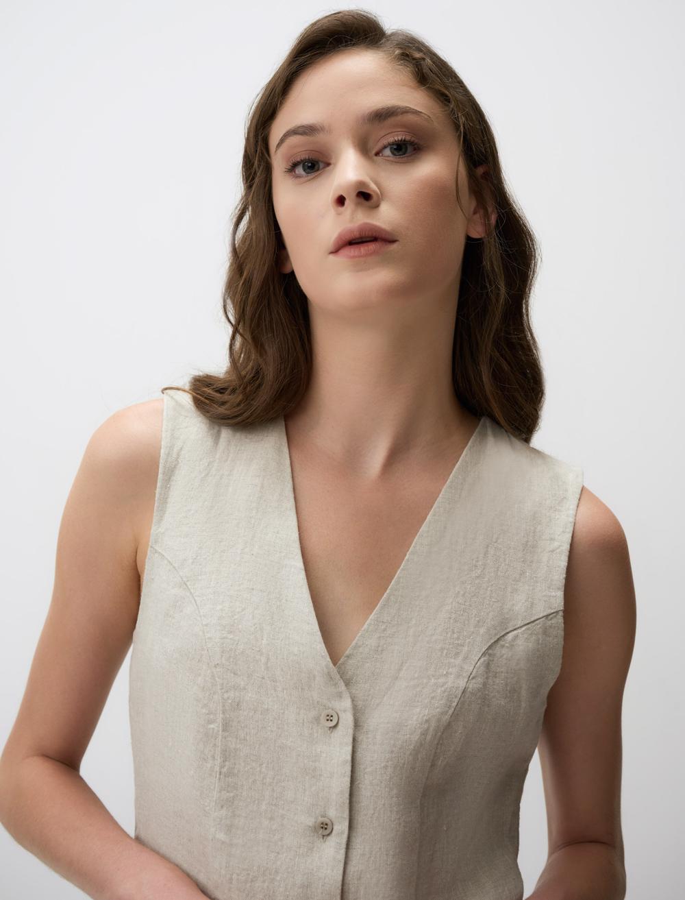 V-neck Sleeveless Plain Linen Vest - Beige