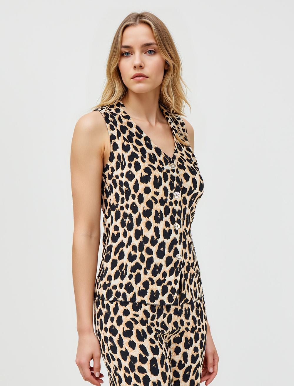 V-Neck Sleeveless-Sleeve Blouse - Black - 5WW035569900