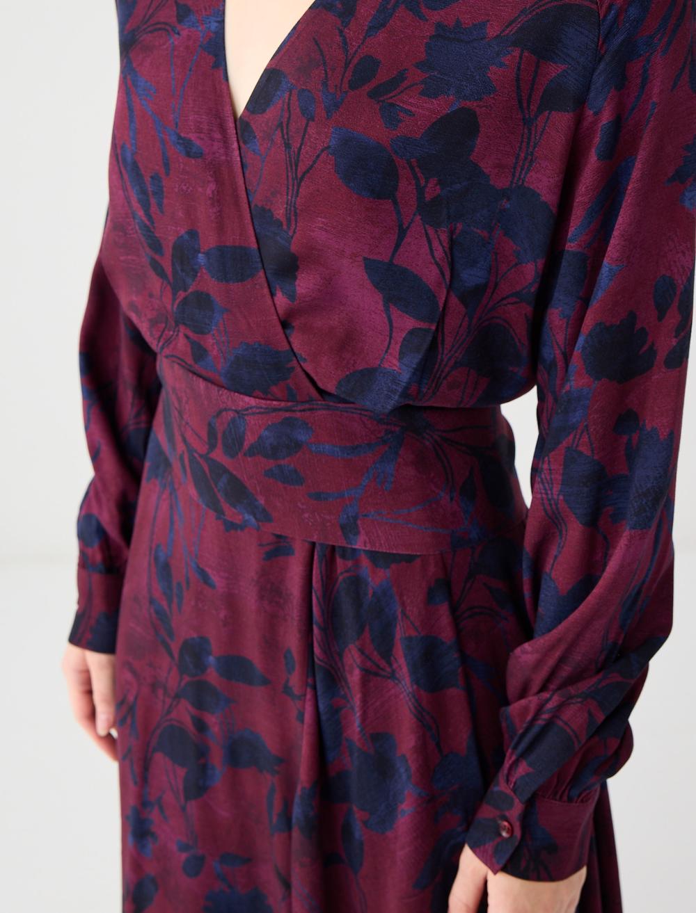 V-Neck Long-Sleeve Dress - Burgundy - 5WW065702562