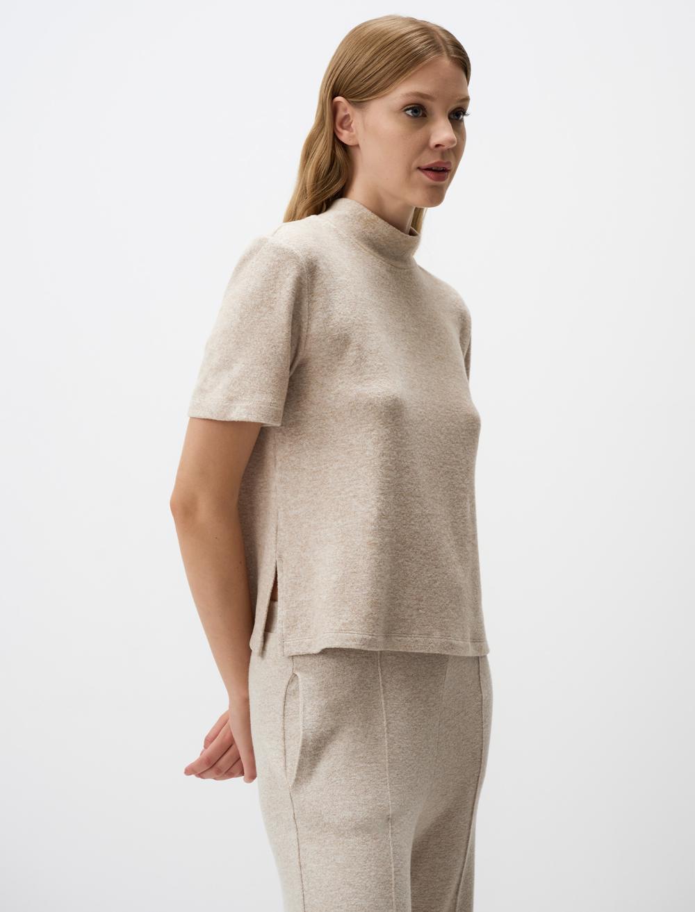 Half Turtleneck Short Sleeve Blouse