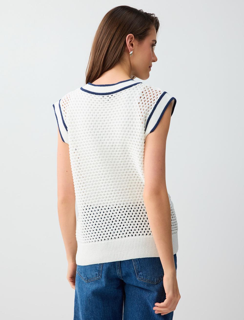 Loose Fit Waistcoat - White - 6SW306726106