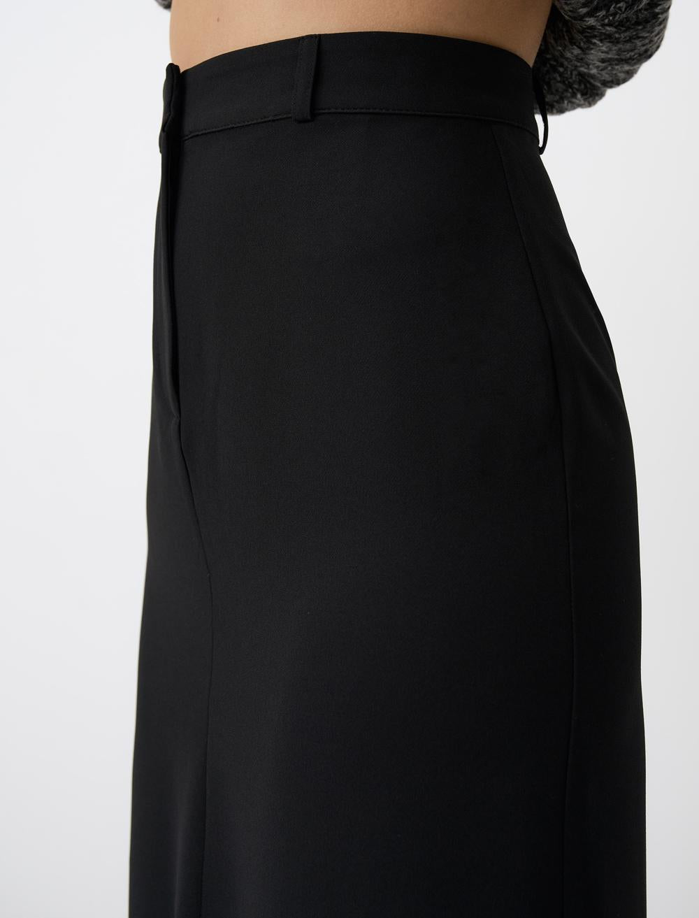 Slim Fit Skirt - 4WW151376