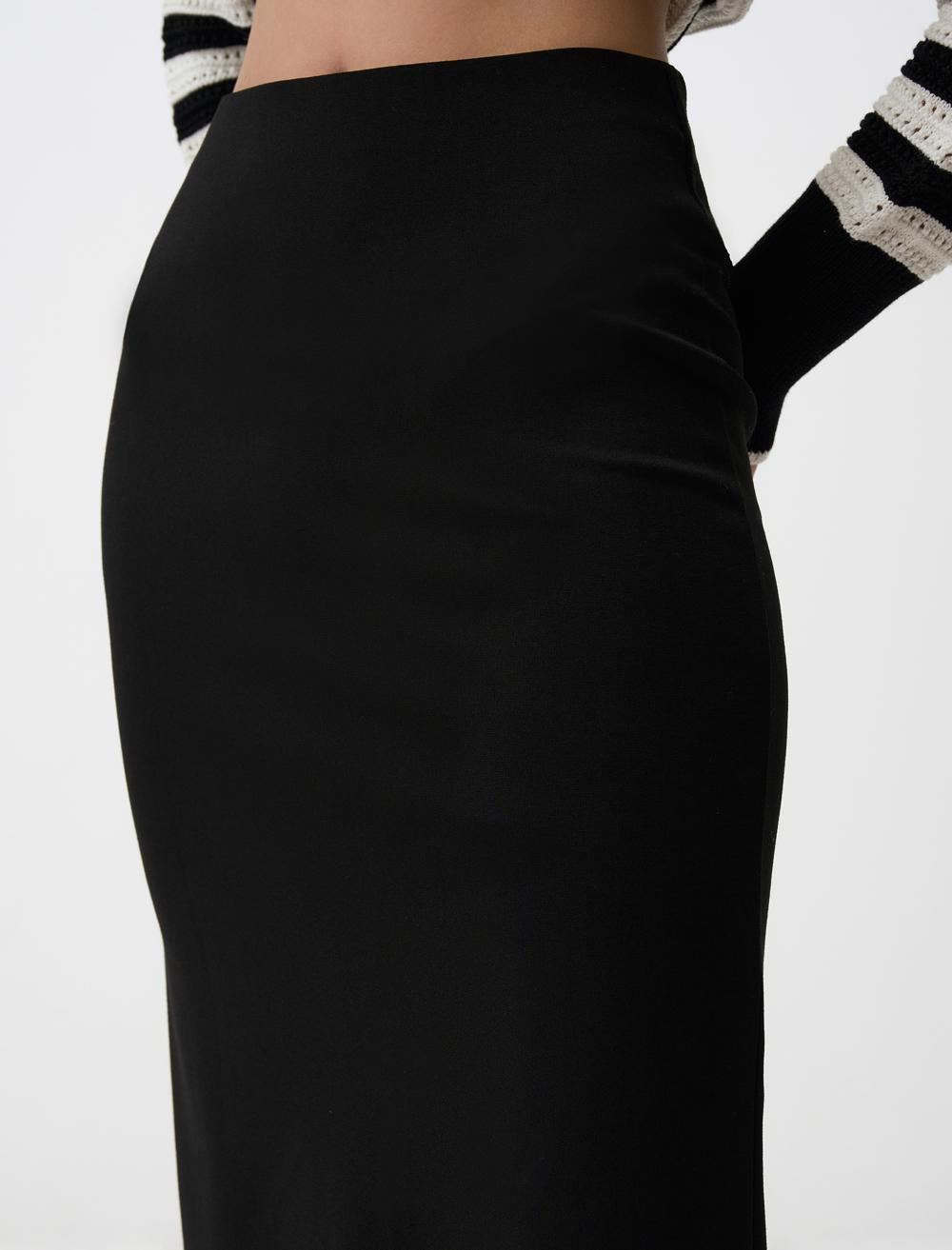 Slim Fit Skirt - 4WW02151100