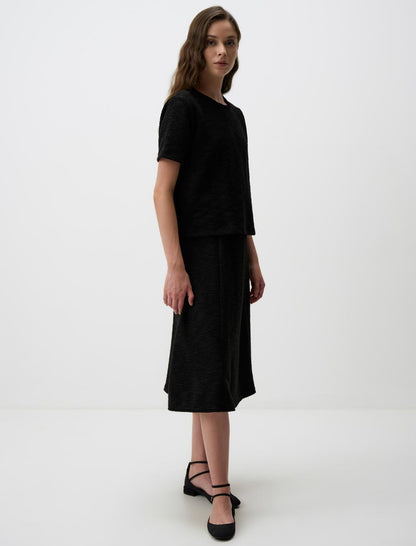 High Waist Relaxed Fit Knitted Midi Skirt