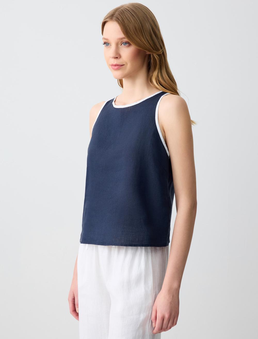 Crew Neck Sleeveless-Sleeve Blouse - 5SW032942