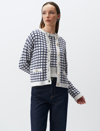 Round Neck Plaid Patterned Sweater Cardigan