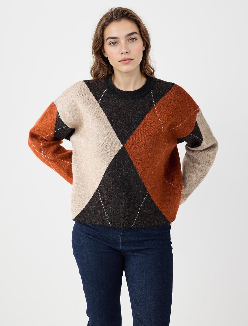 Loose Fit Crew Neck Long-Sleeve Pullover - 5WW134124