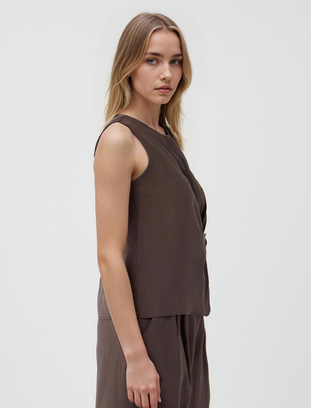 Crew Neck Sleeveless-Sleeve Blouse - 5SW033847