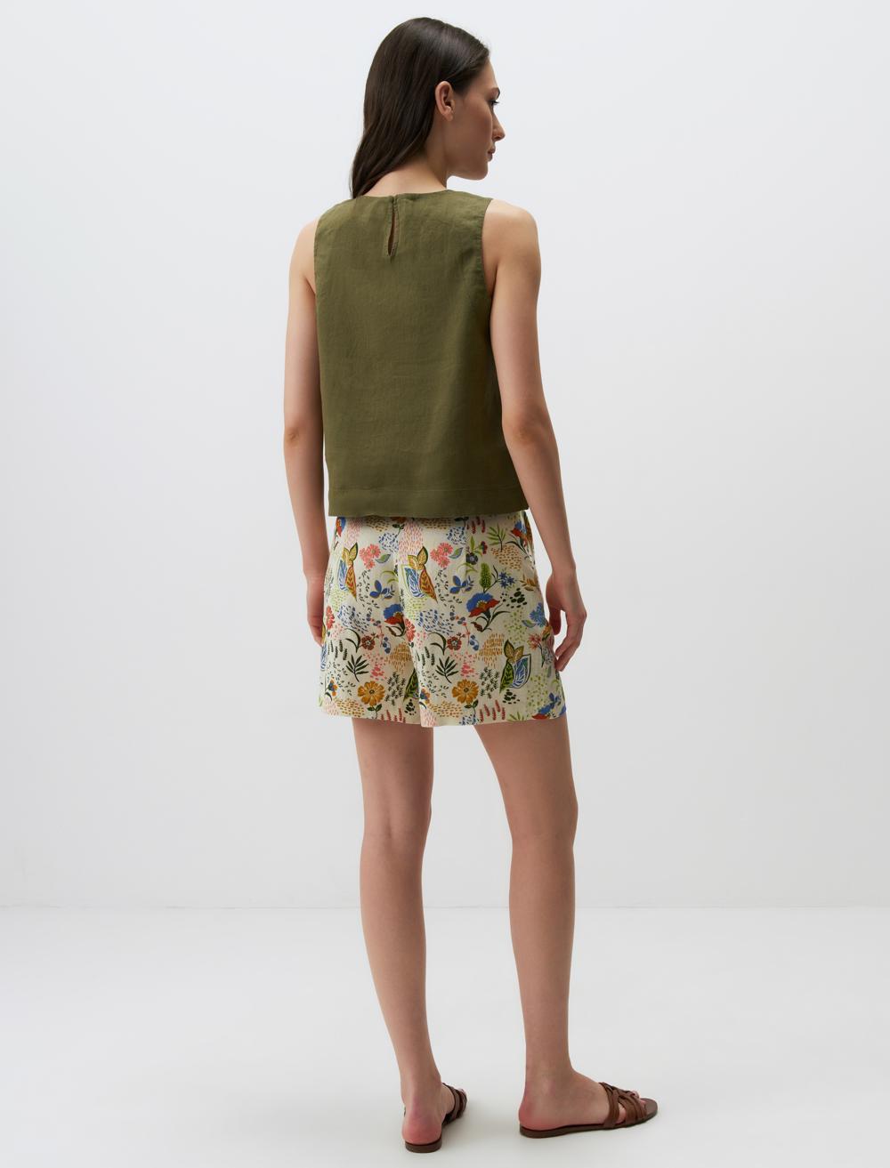 Crew Neck Sleeveless-Sleeve Blouse - 24SB055301