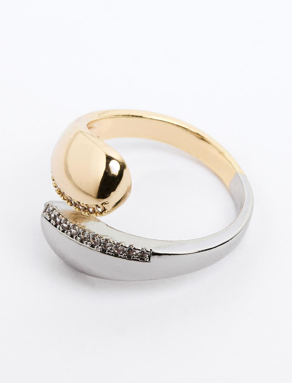 Drop Figured Shiny Stone Ring