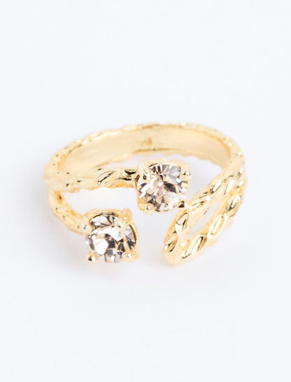 Ring with Twisted Patterns and Shiny Stones